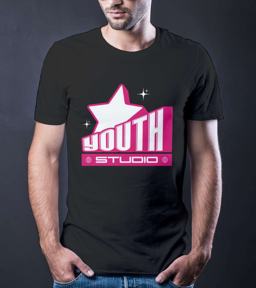 Youth Studio Magenta Y2k Streetwear T-Shirt