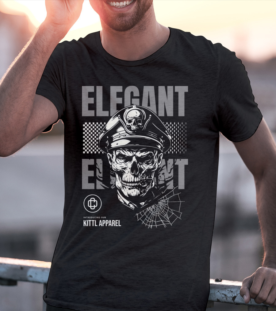Elegant Captain Skull Kittl T-Shirt