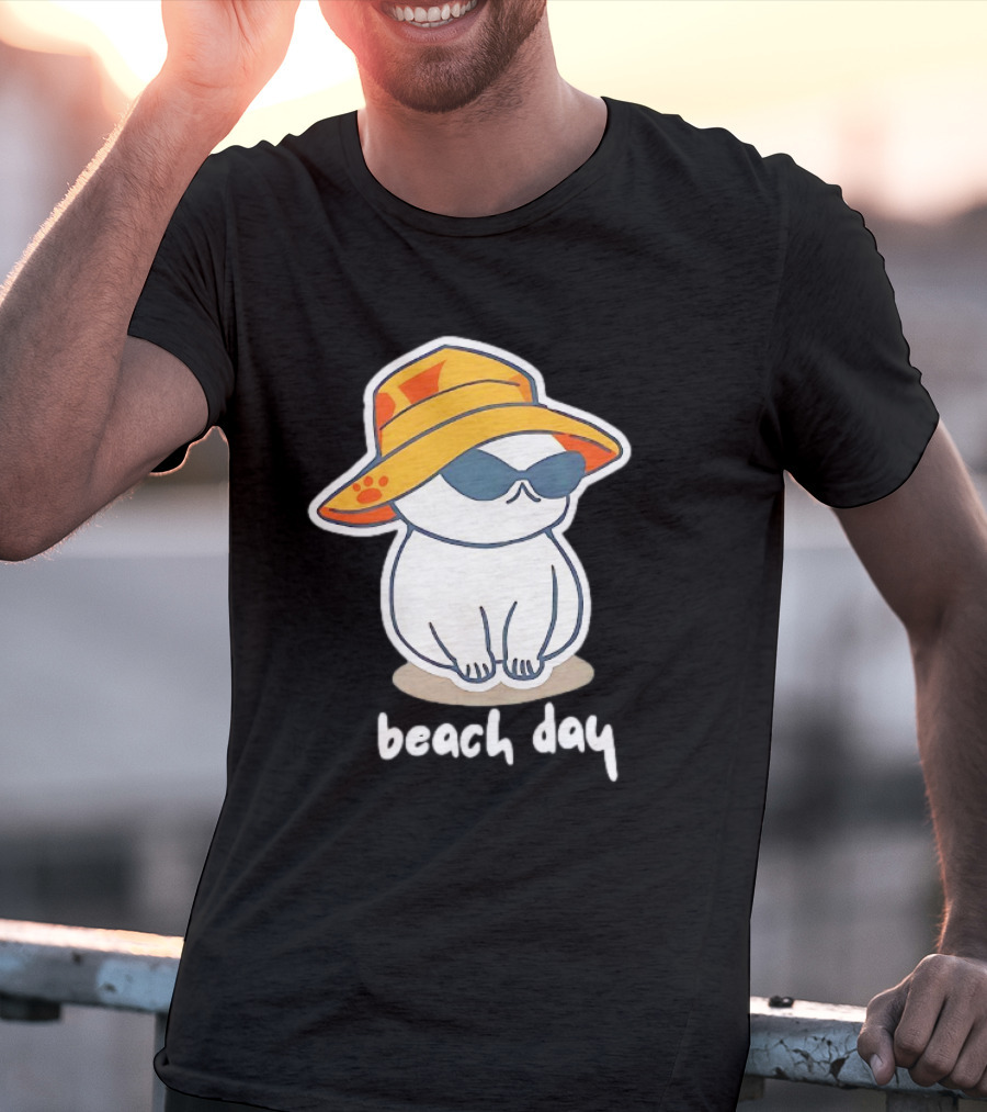 Cat Relaxing In Sunglasses And Hat For A Beach Day T-Shirt
