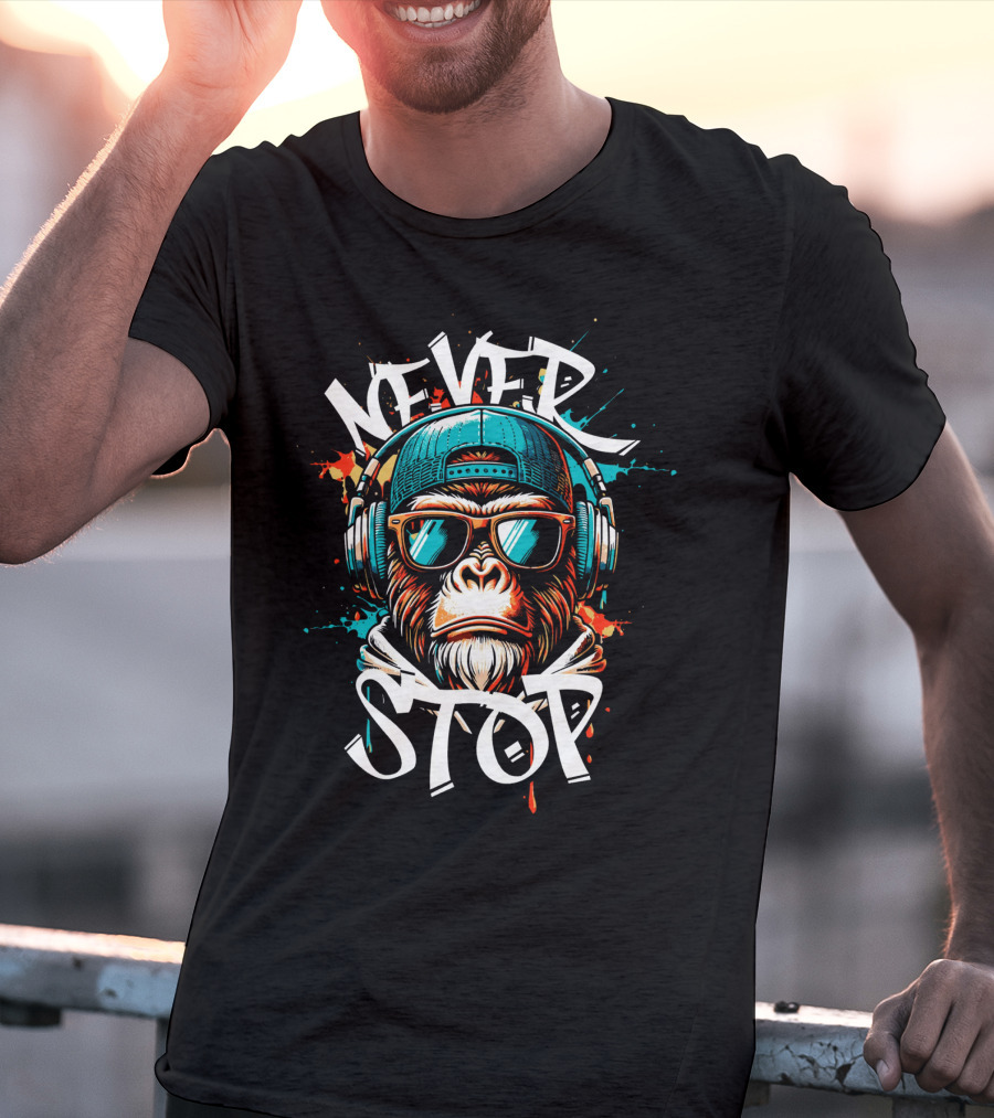NEVER STOP Cool Monkey In Headphones T-Shirt