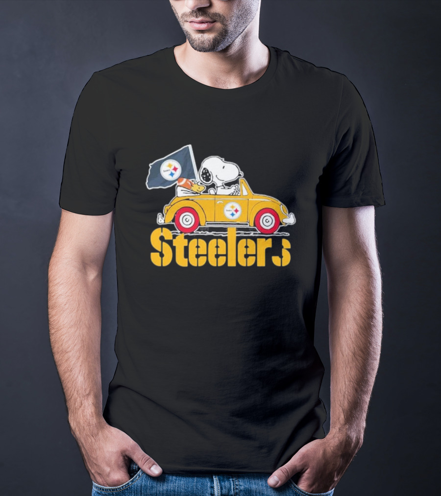 Peanuts Snoopy Woodstock Driving Yellow Car With Steelers Flag T-Shirt
