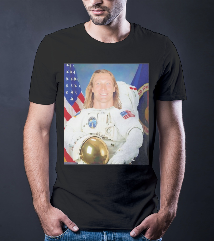 Trevor Lawrence Jacksonville Jaguars Win A Game Or Go To The Moon Astronaut USA Flag T-Shirt