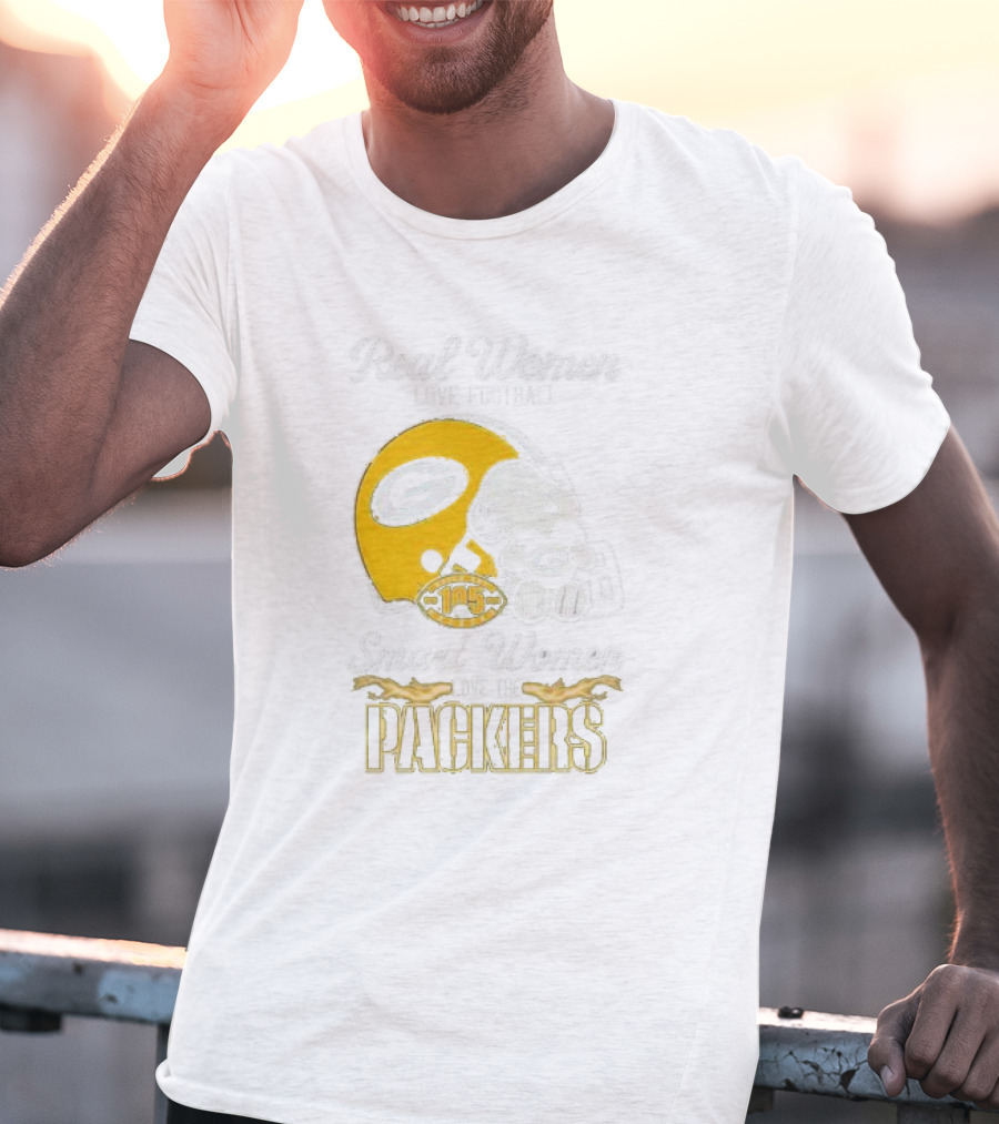Real Women Love Football Smart Women Love The Packers X Snoopy Helmet Gold Football 105 T-Shirt