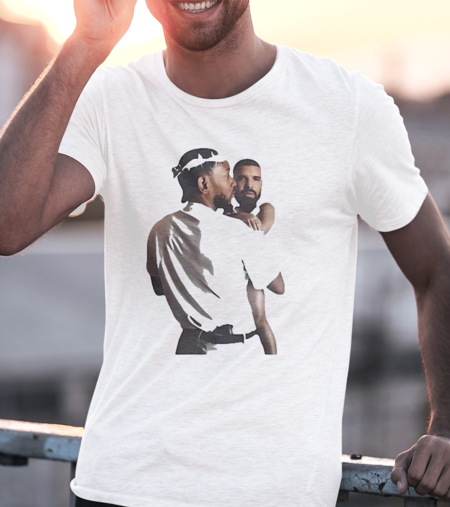 Kendrick Lamar Carrying Drake Rapper Stars Funny Image T-Shirt