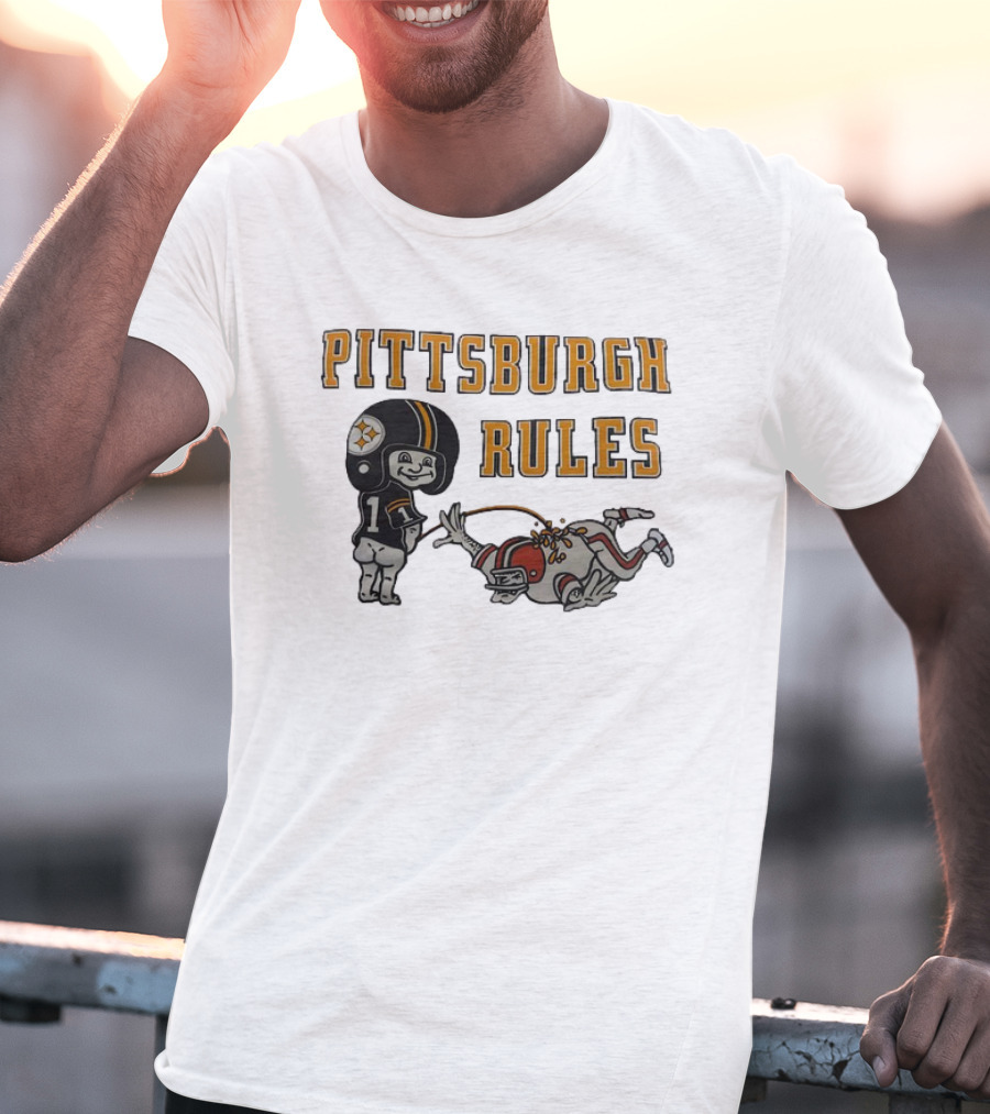 Pittsburgh Rules Steelers Peeing Cleveland Browns T-Shirt