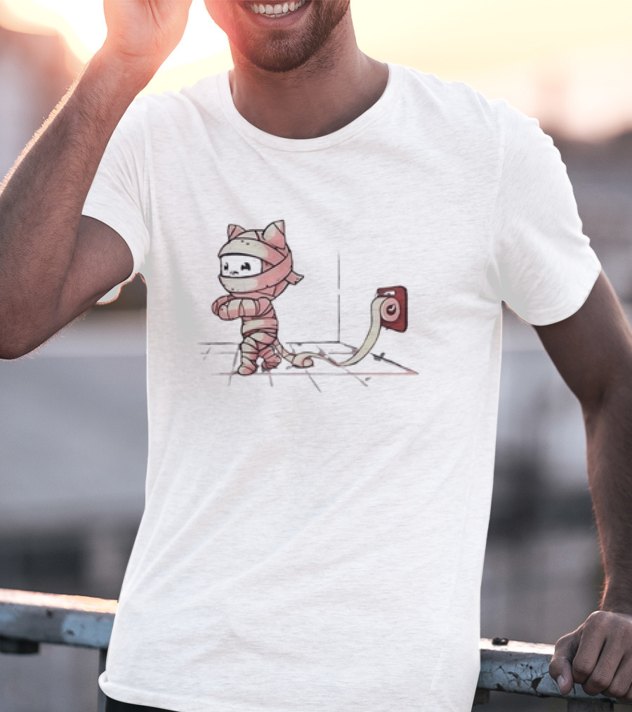 Mummy Cat Wrapped In Toilet Paper Playful Cute T-Shirt