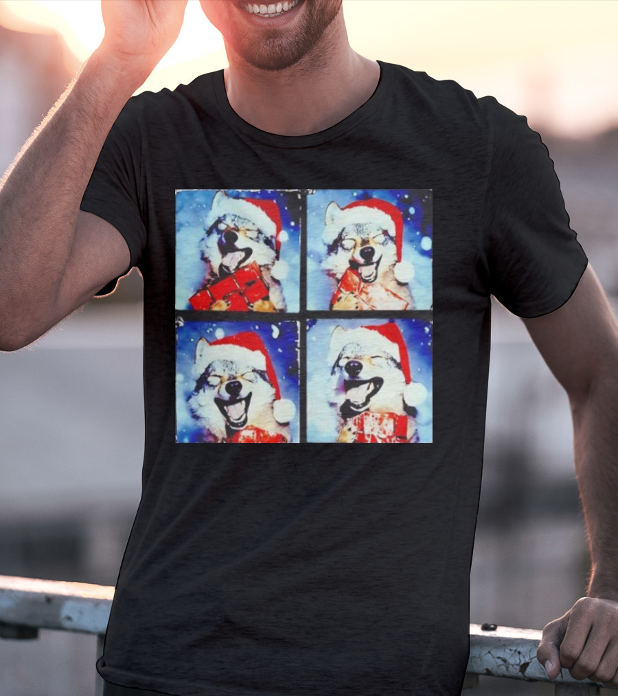Festive Wolf Santa Hat Selfie Christmas T-Shirt