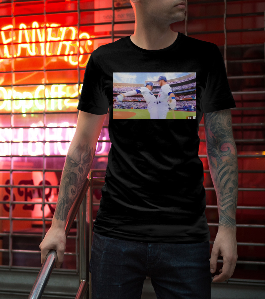 Kike Hernandez Gavin Lux Dodgers T-Shirt