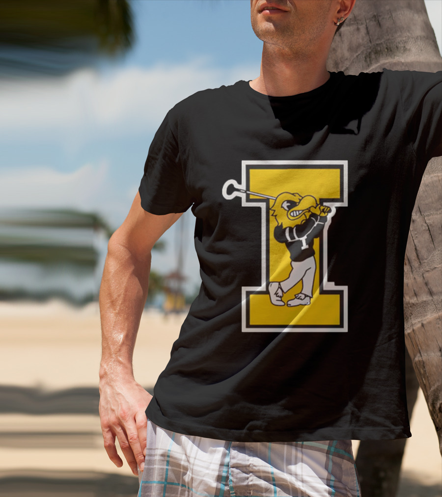 Iowa Hawkeyes Golf Vintage Logo Swinging Herky T-Shirt