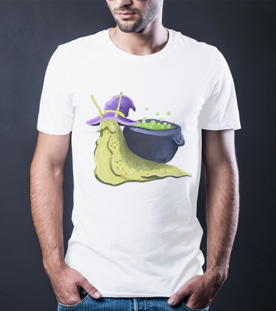 Cauldron Snail Classic Witch Hat Potion Magic T-Shirt