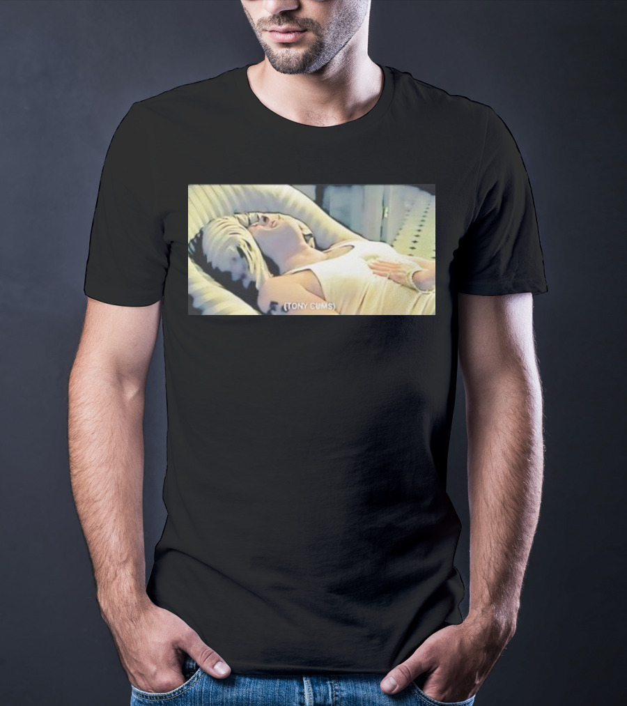 Tony Cums Retro Vintage Scene T-Shirt