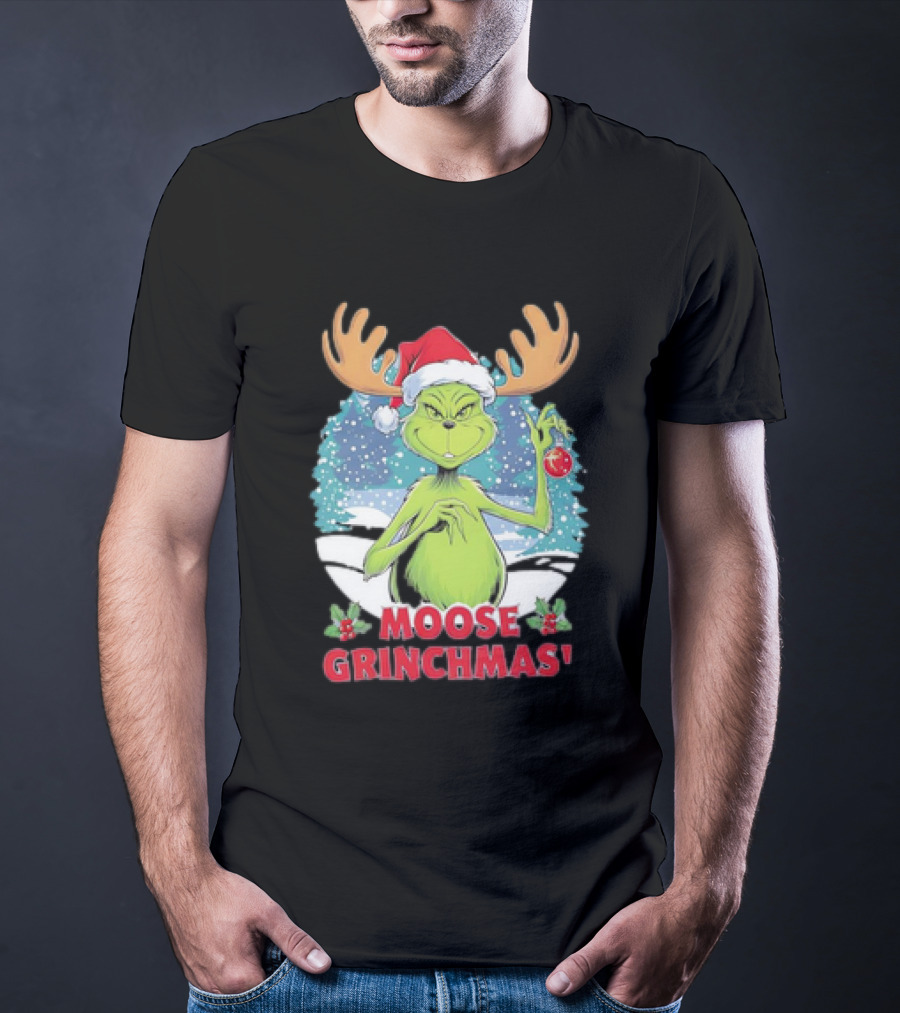 Moose Grinchmas Christmas Grinch Santa Hat Snowflakes T-Shirt