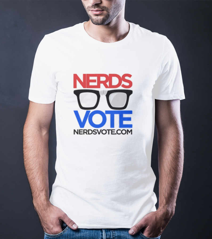 NERDSVOTE Classic Nerdsvote.com Glasses Logo Red Blue T-Shirt