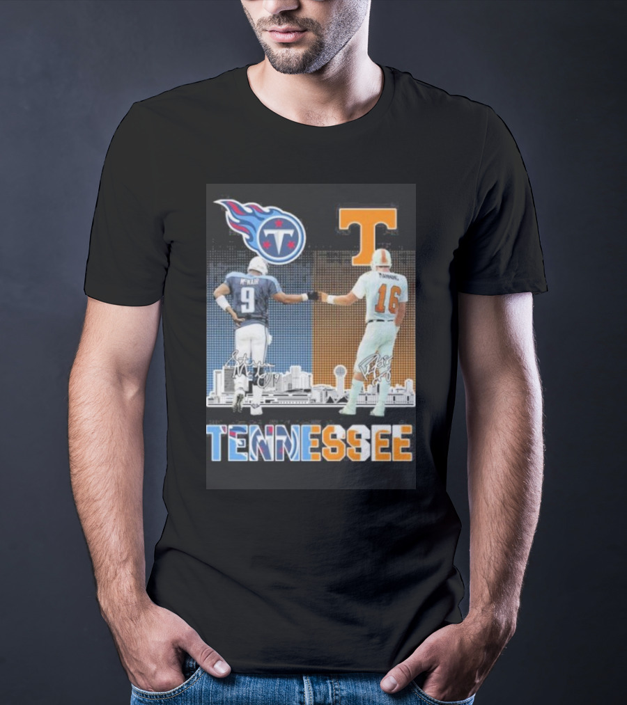 Tennessee Titans Steve McNair Peyton Manning Volunteers Skyline T-Shirt