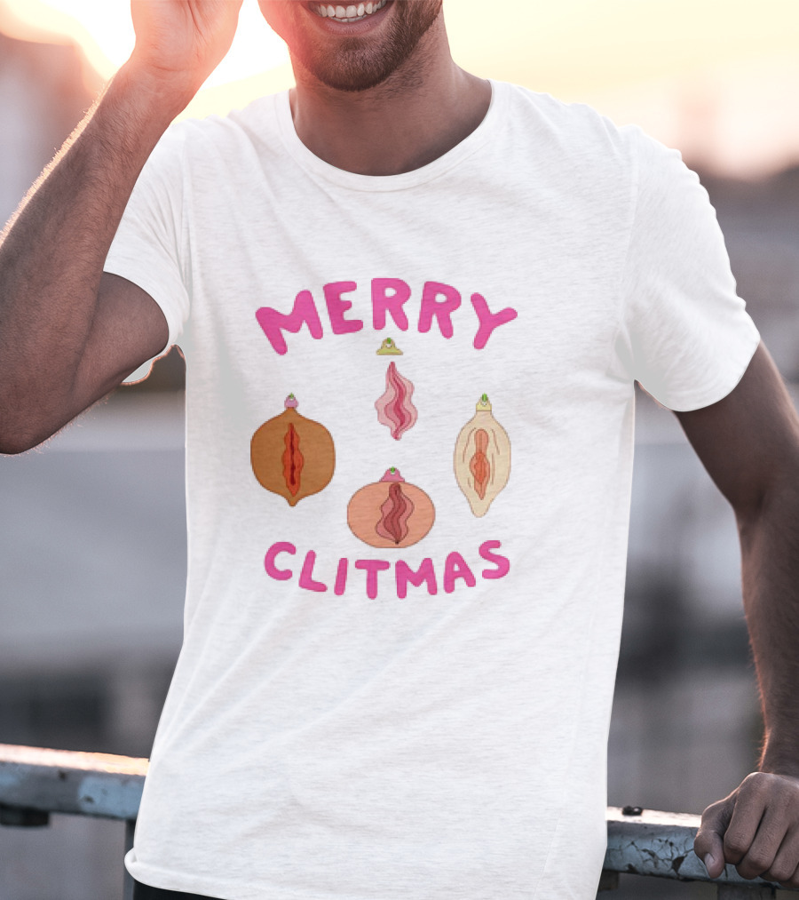 Merry Clitmas Christmas Vagina Ornaments With Santa Hat Decor T-Shirt
