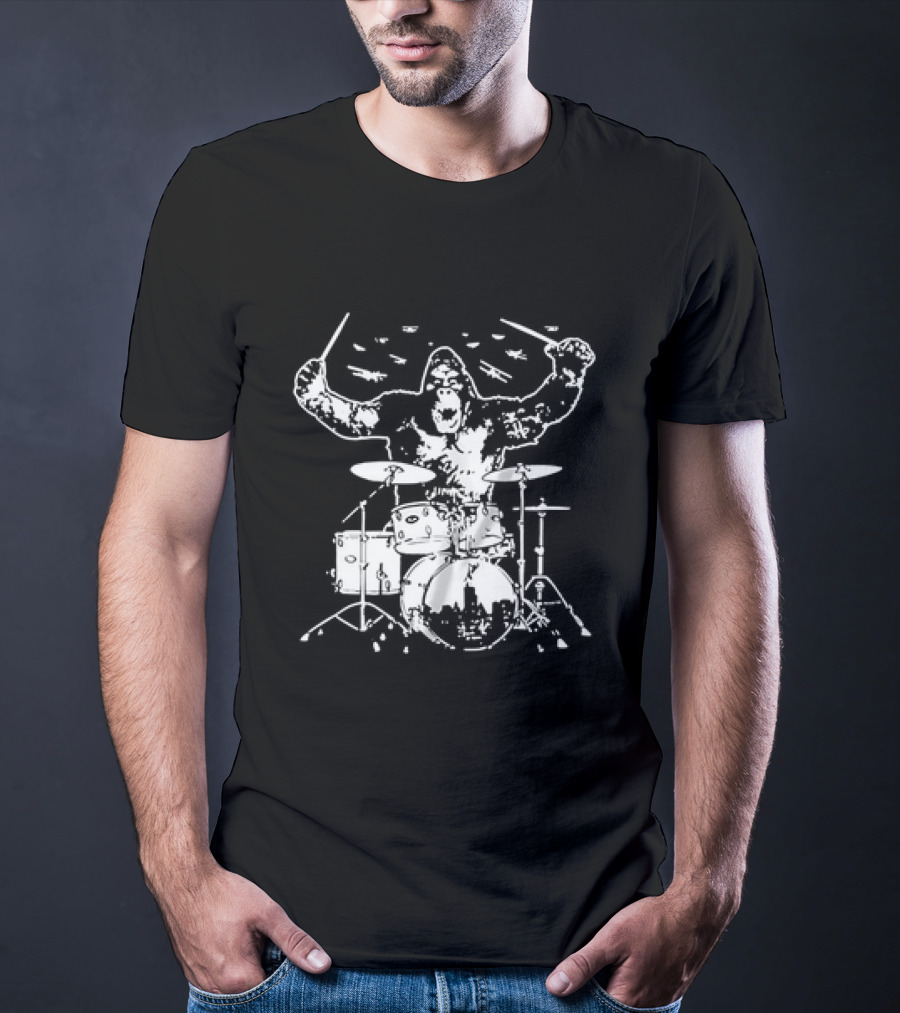 Gorilla King Kong Iconic Drumming Scene With Helicopters And City Skyline T-Shirt
