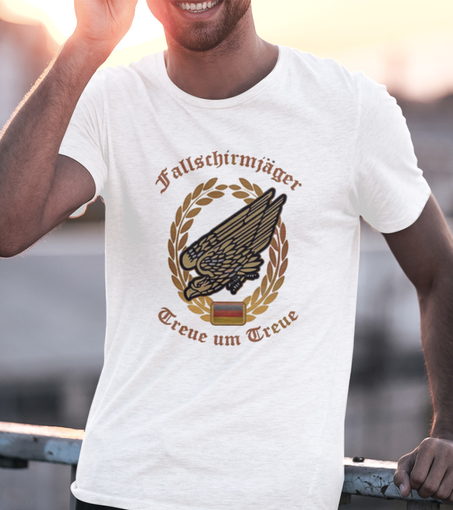 Fallschirmjäger Treue Um Treue Laurel Wreath Badge With Germany Flag T-Shirt