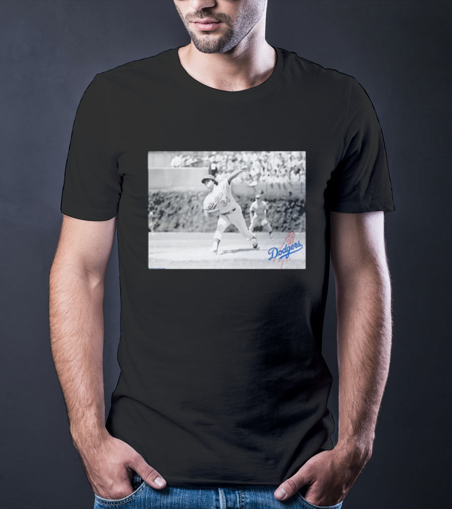 Fernando Valenzuela Los Angeles Dodgers Vintage Black And White Photo 34 T-Shirt