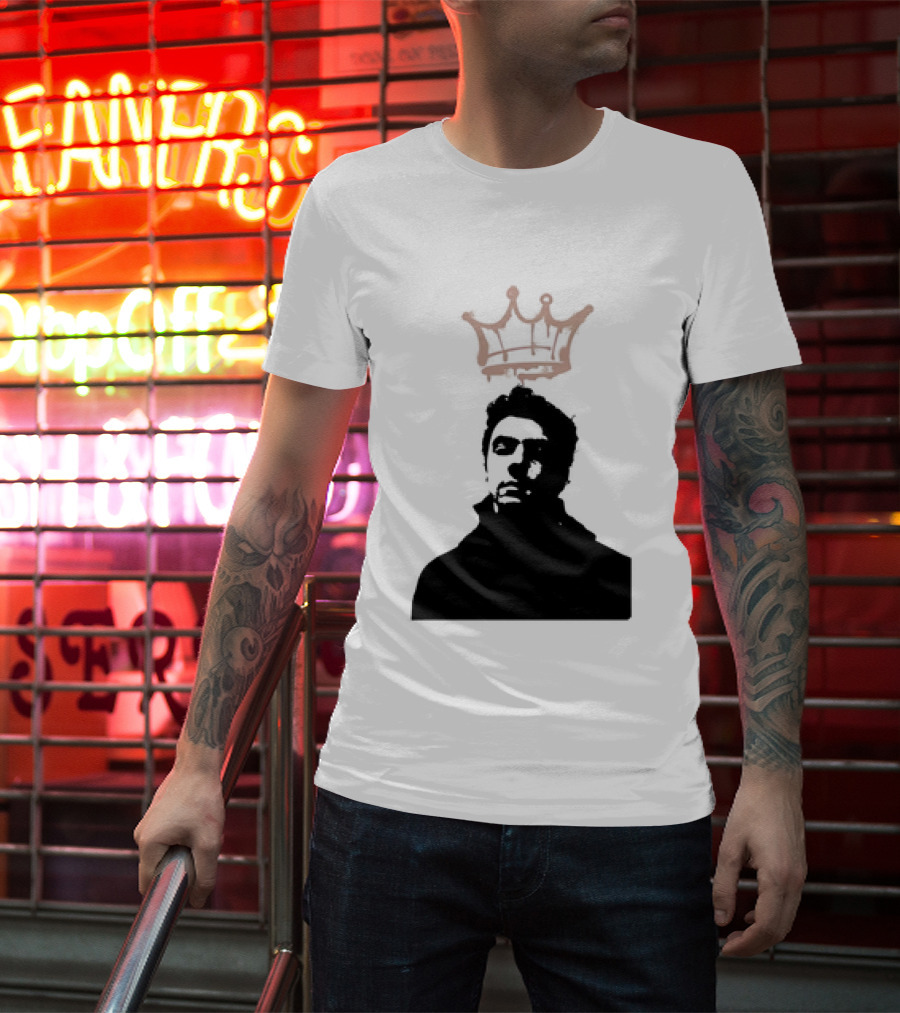 Mangione King Graffiti Crown Portrait Fitted Scoop T-Shirt