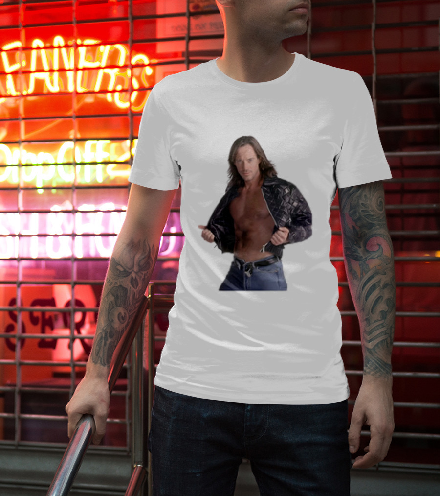 The Night's Kevin Sorbo In Classic Tough-Guy Leather Look T-Shirt