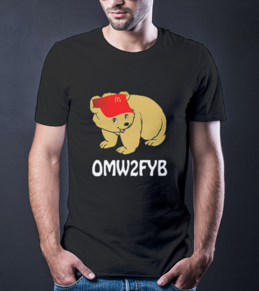 OMW2FYB Bear In Fast Food Cap T-Shirt