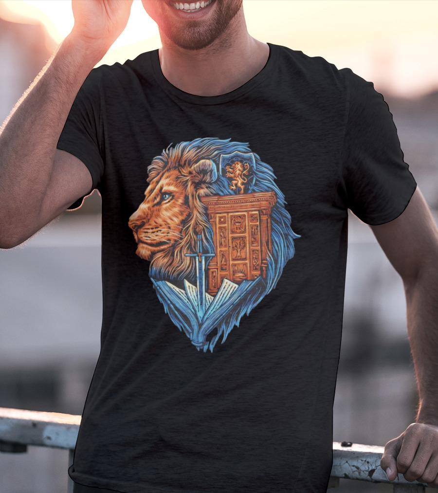 C.S. Lewis’ The Chronicles Of Narnia The Lion The Witch And The Wardrobe Love And Fantasy T-Shirt