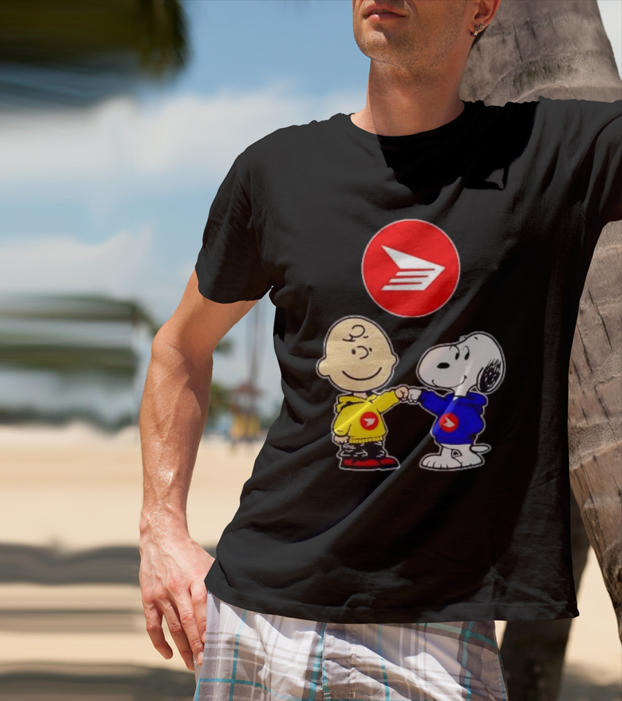 Canada Post Charlie Brown And Snoopy T-Shirt