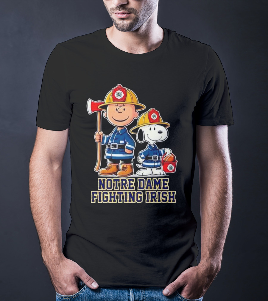 Firefighter Charlie Brown And Snoopy Notre Dame Fighting Irish T-Shirt