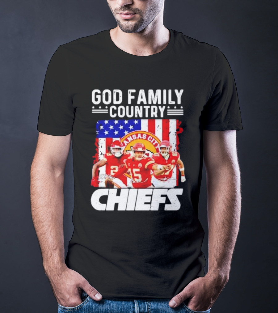 God Family Country Kansas City Chiefs Signatures T-Shirt