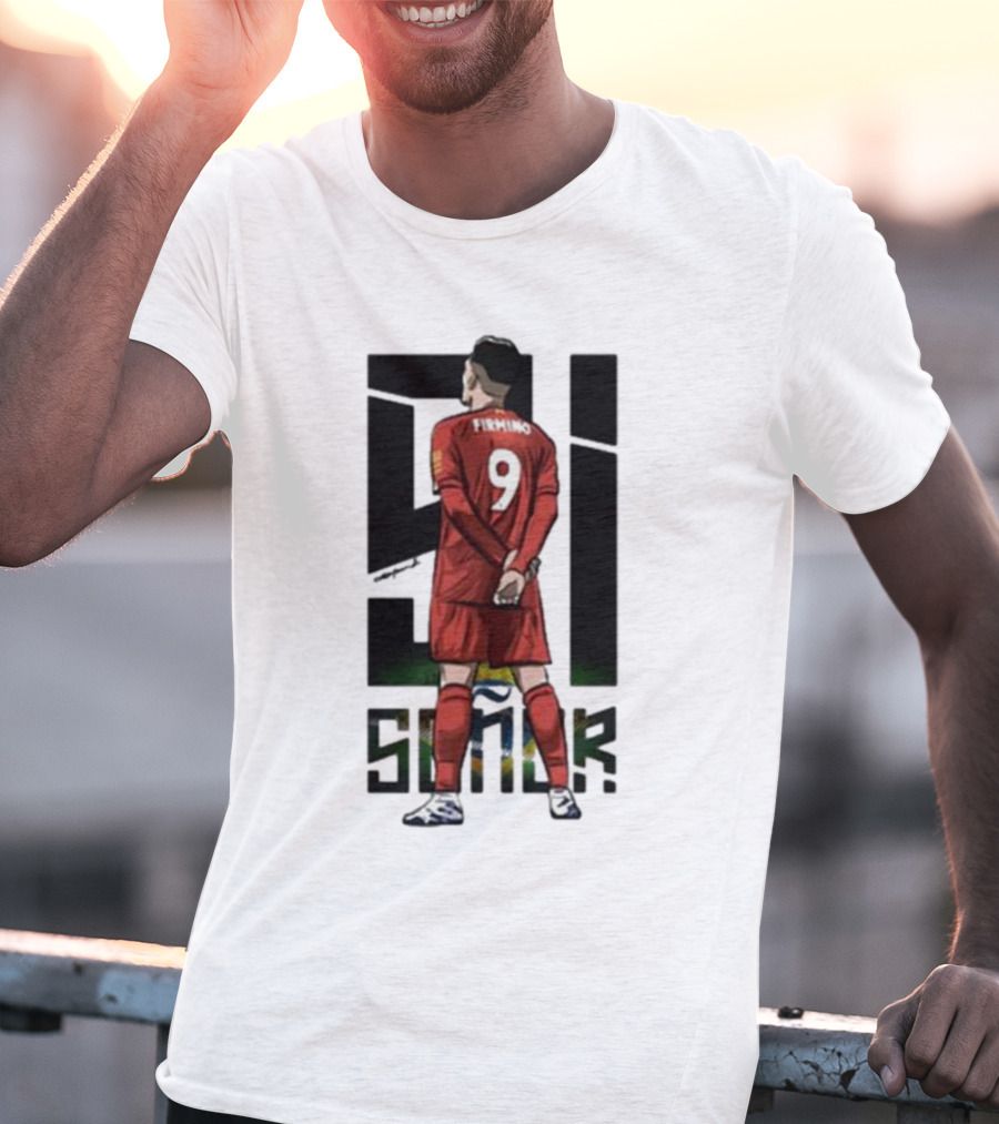 Roberto Firmino Si Señor 9 Football Player In Red Kit With Brazil Flag Background T-Shirt