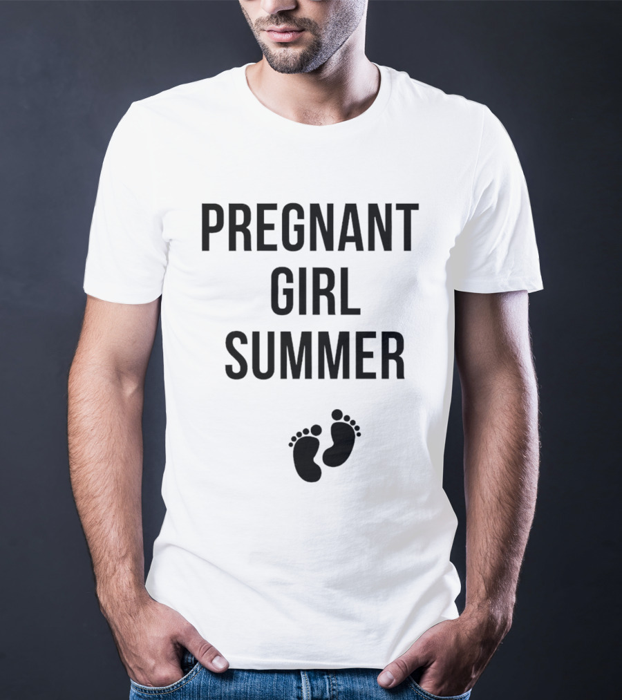Pregnant Girl Summer Baby Footprints T-Shirt