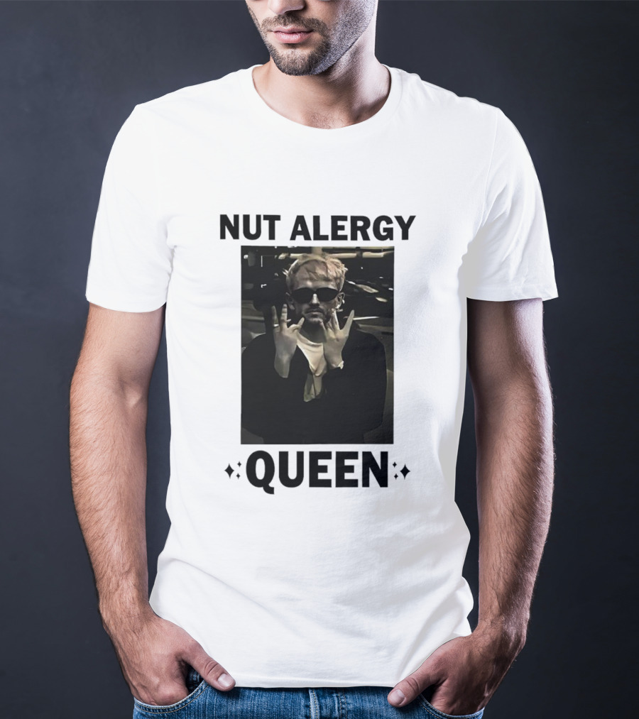 NUT ALERGY ROCK SIGN QUEEN T-Shirt
