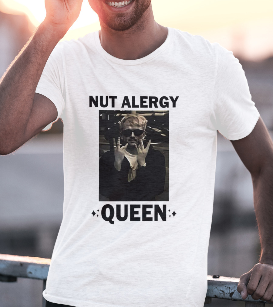 NUT ALERGY ROCK SIGN QUEEN T-Shirt