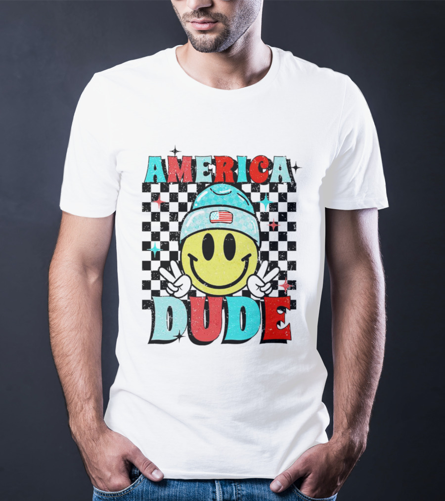 America Dude Smiley Face With Beanie And Peace Signs T-Shirt