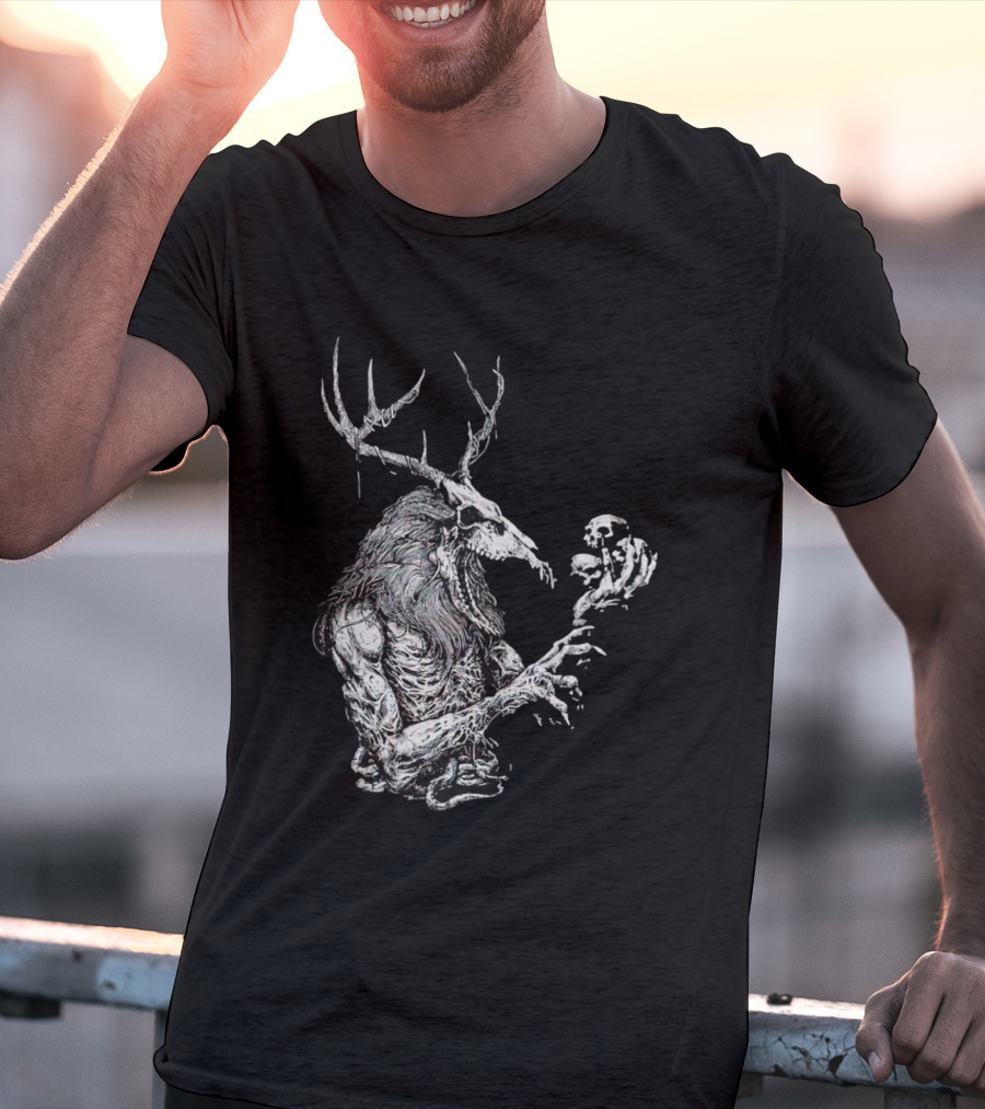 Wendigo Antlered Skull Creature Grasping Skulls T-Shirt