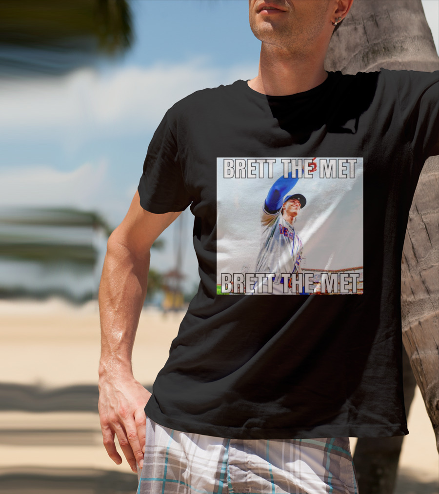 Brett The Met Baseball Player At New York Stadium T-Shirt