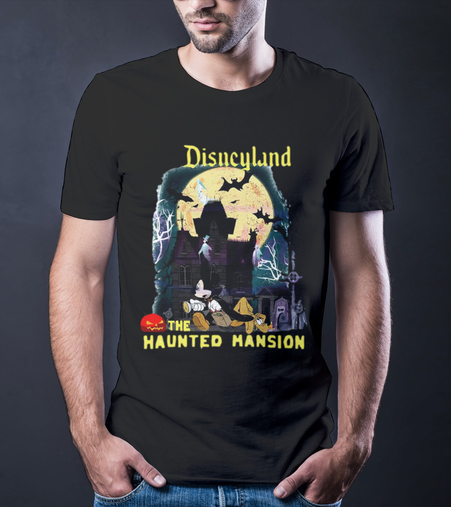 Disneyland The Haunted Mansion Mickey And Pluto Halloween Adventure T-Shirt