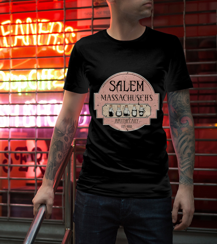 Salem Massachusetts Apothecary Est. 1692 Halloween T-Shirt