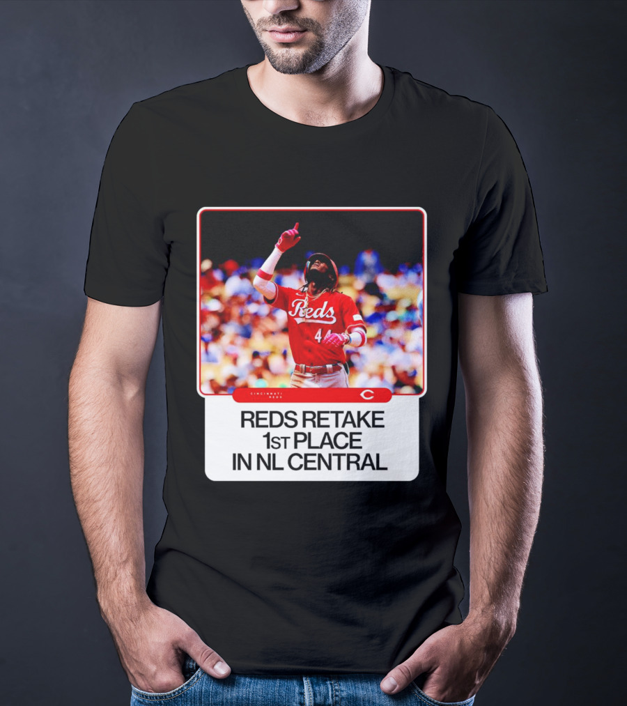 Cincinnati Reds Retake 1st Place In NL Central Elly De La Cruz T-Shirt