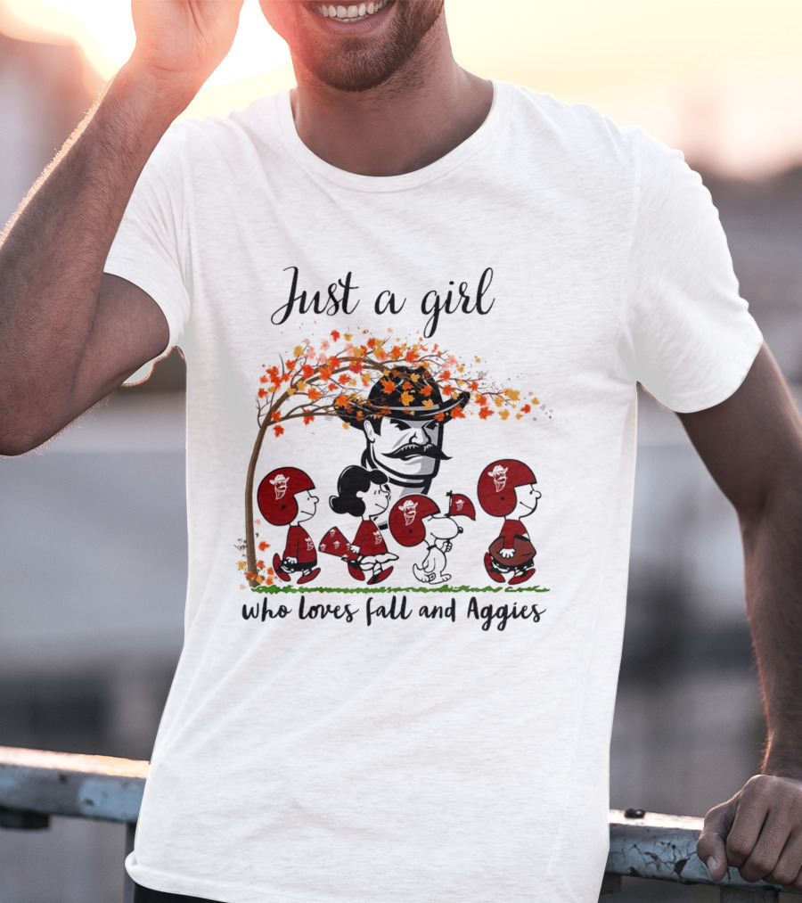 Just A Girl Who Loves Fall And Aggies Peanuts Cartoon T-Shirt