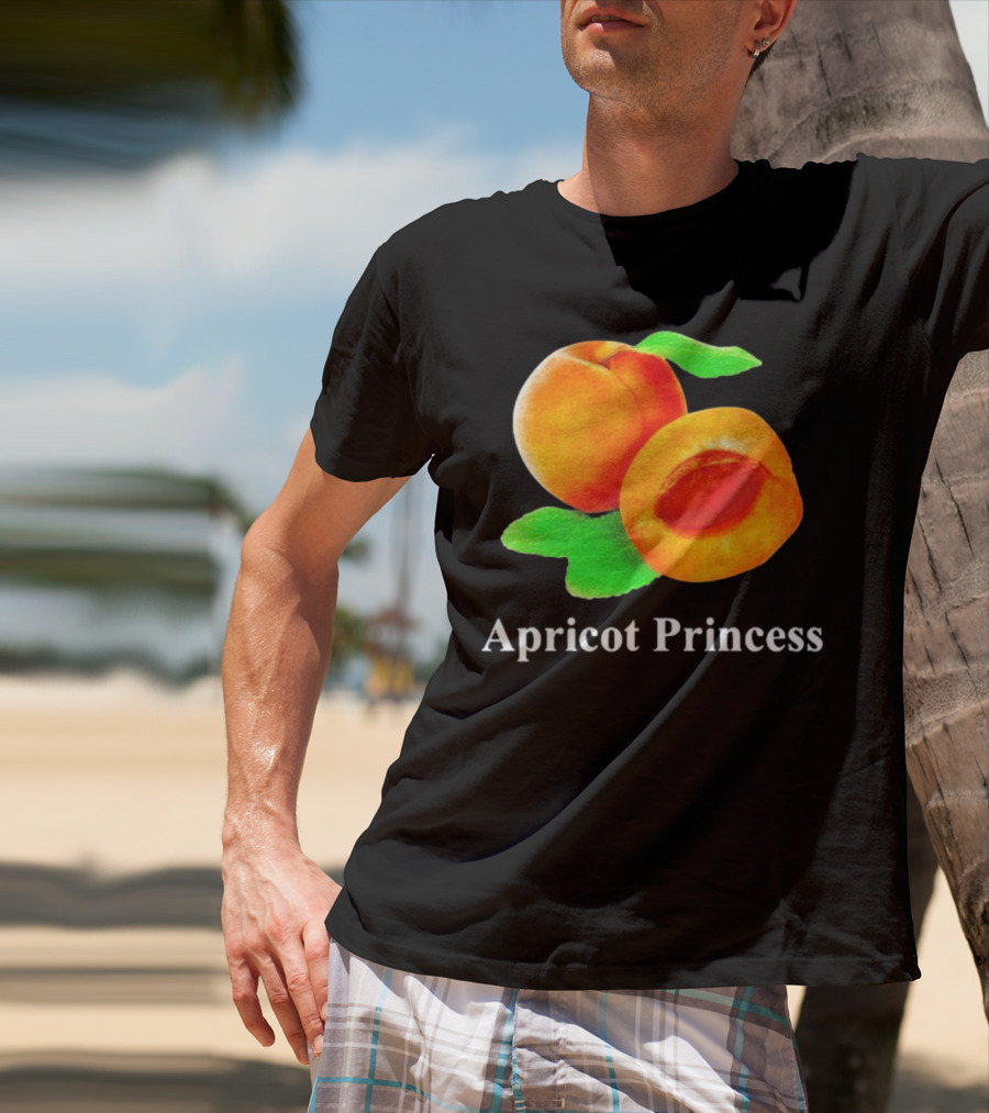 Apricot Princess Fruit Illustration With Leaf Detailing T-Shirt