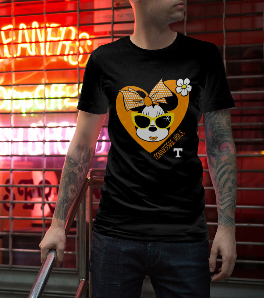 Minnie Mouse Tennessee Vols Heart And Sunglasses Fan T-Shirt