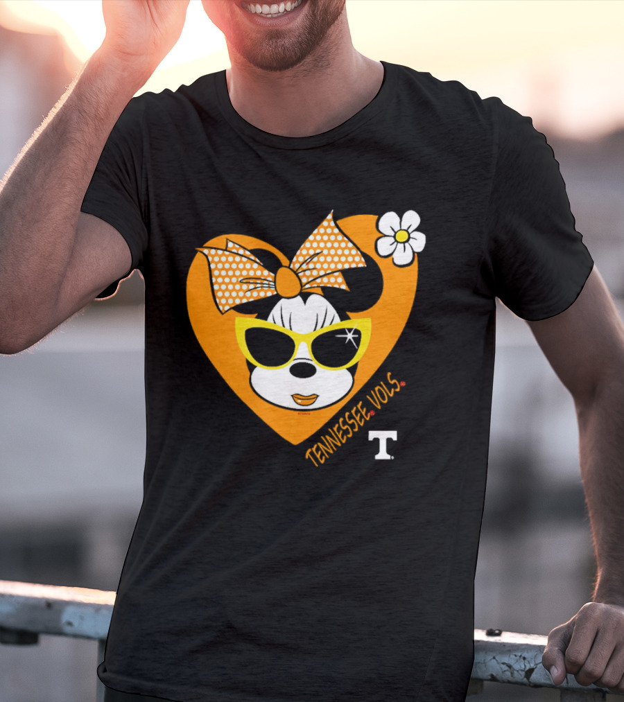 Minnie Mouse Tennessee Vols Heart And Sunglasses Fan T-Shirt
