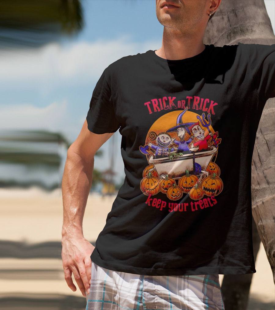 Trick Or Trick Keep Your Treats Halloween Pumpkin Characters In Bathtub T-Shirt