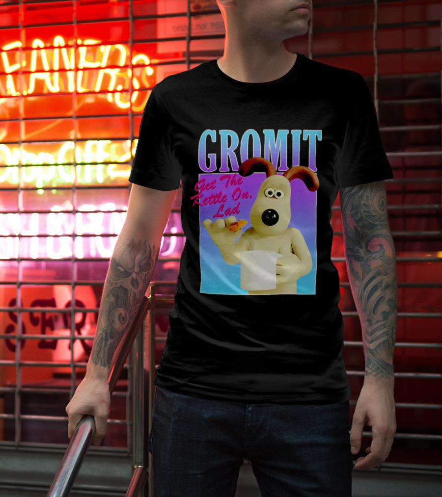 Gromit Get The Kettle On Lad With Tea And Biscuit T-Shirt