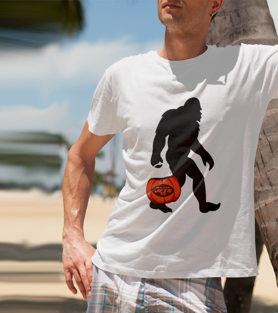 New York Jets Bigfoot Halloween Pumpkin T-Shirt