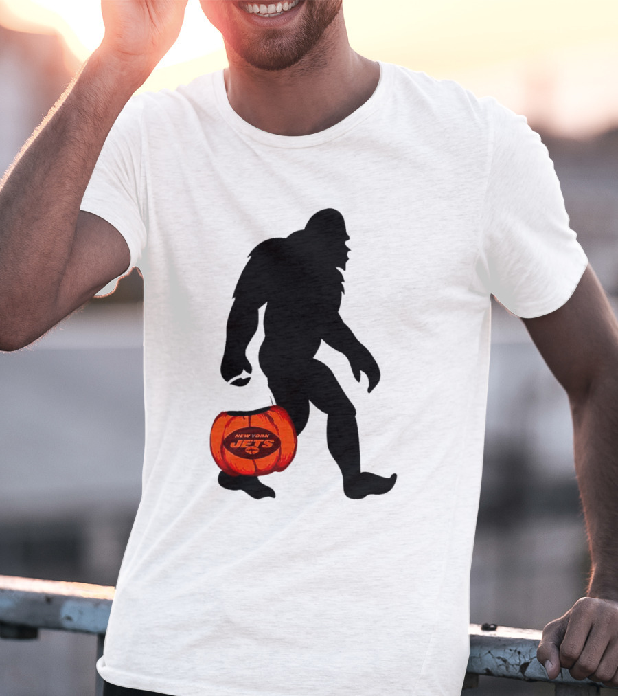 New York Jets Bigfoot Halloween Pumpkin T-Shirt