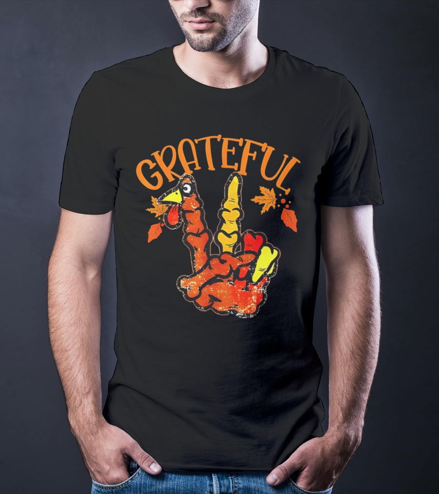 Grateful Thanksgiving Turkey Peace Hand Sign With Autumn Leaves T-Shirt