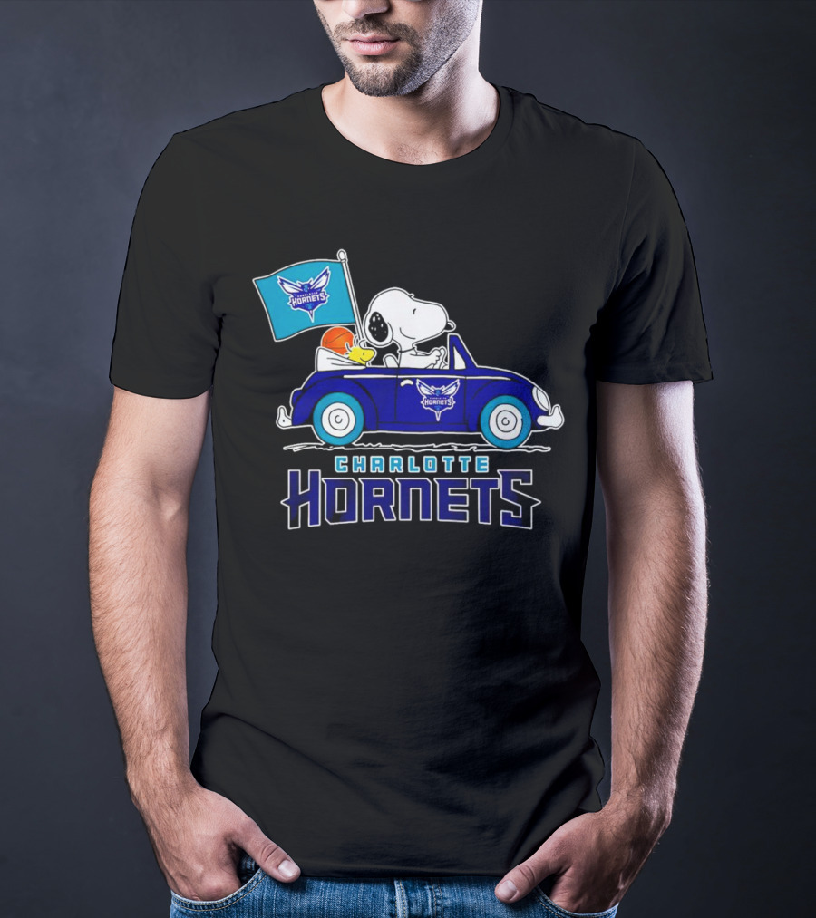 Charlotte Hornets Snoopy Dog Driving Car With Flag T-Shirt