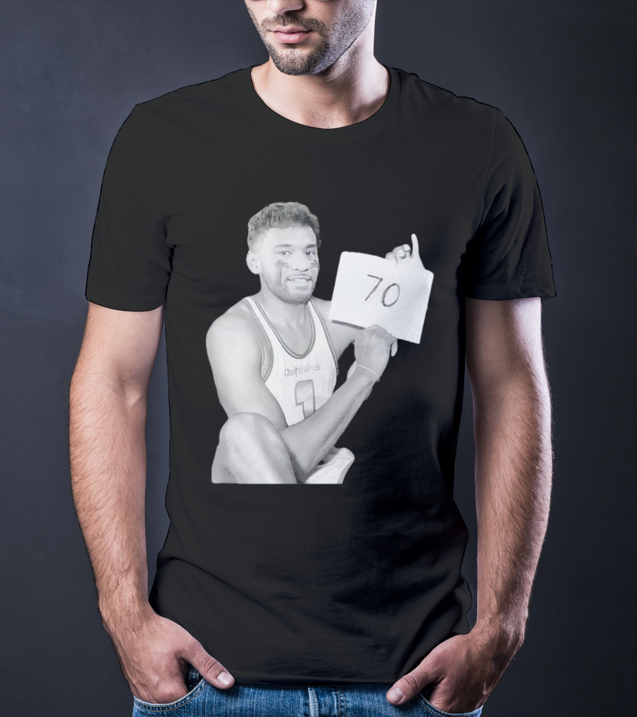 Dolphins Quarterback Tua Tagovailoa 70 Points Achievement T-Shirt